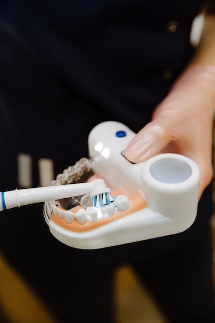 Cepillos Dentales Manuales vs. Eléctricos, ¿Cuál Elegir?